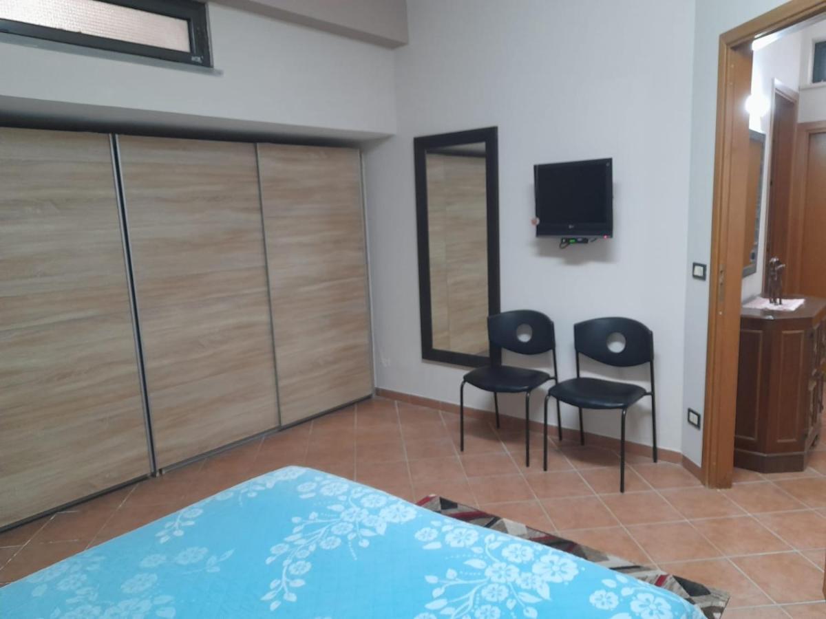 Casa Vacanze A 2 Minuti Dal Mare Авола Экстерьер фото