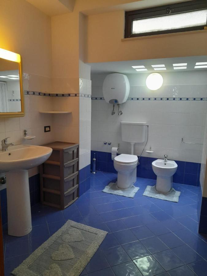 Casa Vacanze A 2 Minuti Dal Mare Авола Экстерьер фото