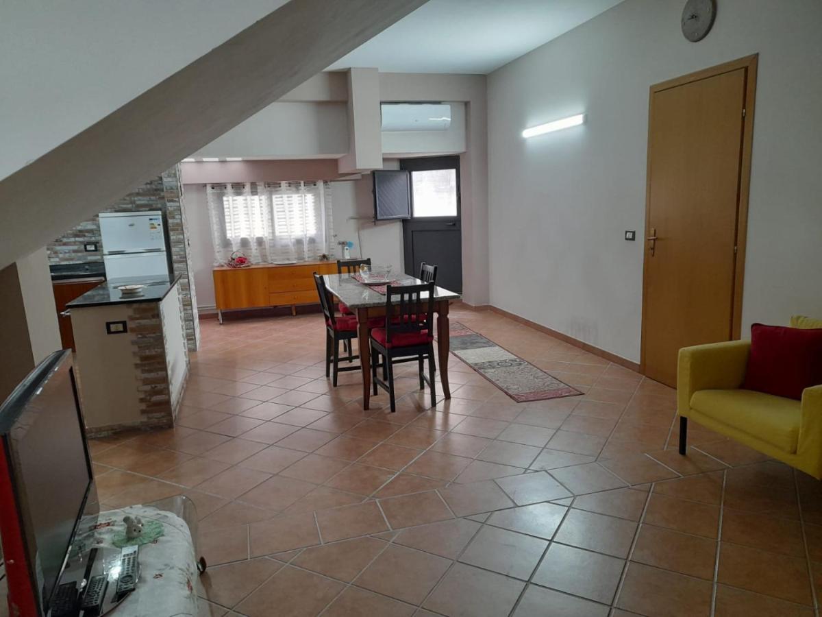 Casa Vacanze A 2 Minuti Dal Mare Авола Экстерьер фото
